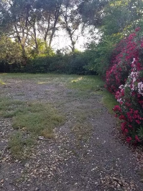 3770 El Portal Dr, Redding, CA 96002 photo 3