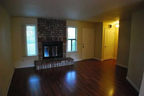 3055 Northwoods Way, Redding, CA 96002 photo 6