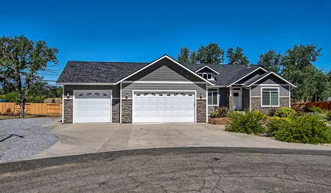 20340 Gibson Ct, Redding, CA 96002 photo 1