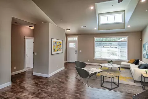 20340 Gibson Ct, Redding, CA 96002 photo 9