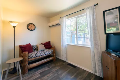 3809 Traverse St, Redding, CA 96002 photo 10