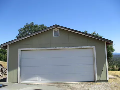 14365 Highline Trl, Redding, CA 96003 photo 6