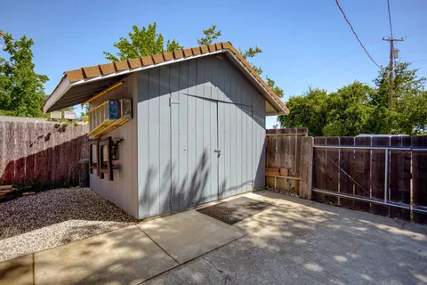 4712 Bonnyview Ave, Redding, CA 96001 photo 20