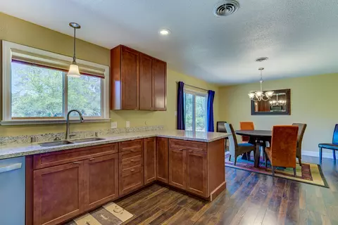 7838 Kisling Rd, Redding, CA 96002 photo 11