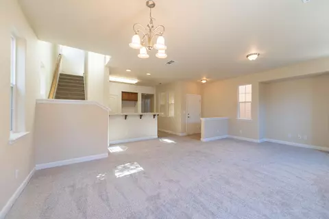 2392 La Villa Way, Redding, CA 96003 photo 3