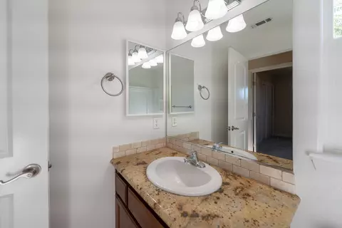 2392 La Villa Way, Redding, CA 96003 photo 15