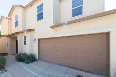 2392 La Villa Way, Redding, CA 96003 photo 2