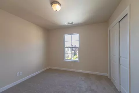 2392 La Villa Way, Redding, CA 96003 photo 14