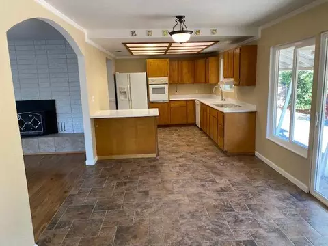 5735 Cascade Dr, Redding, CA 96003 photo 12