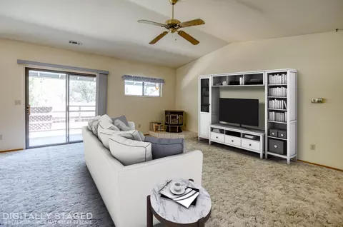 2750 Cimarron Dr, Red Bluff, CA 96080 photo 4