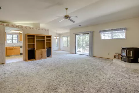 2750 Cimarron Dr, Red Bluff, CA 96080 photo 5
