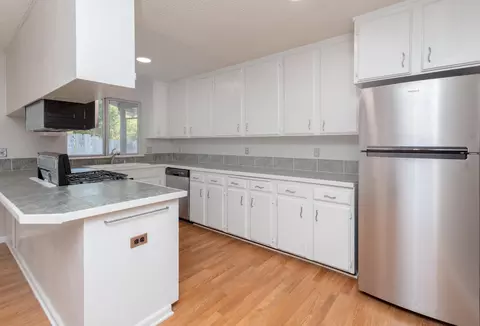2558 Keylod, Redding, CA 96002 photo 11