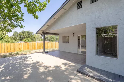 2558 Keylod, Redding, CA 96002 photo 26