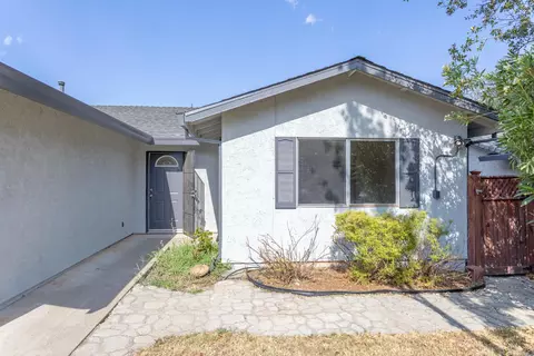 2558 Keylod, Redding, CA 96002 photo 3