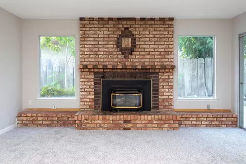 2558 Keylod, Redding, CA 96002 photo 6