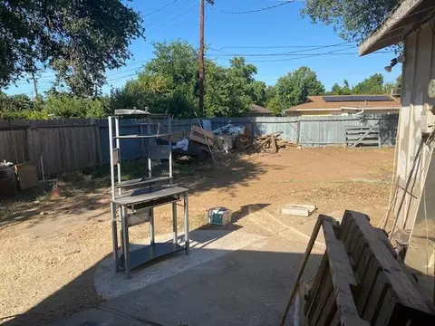 1459 Hemlock Ave, Anderson, CA 96007 photo 4