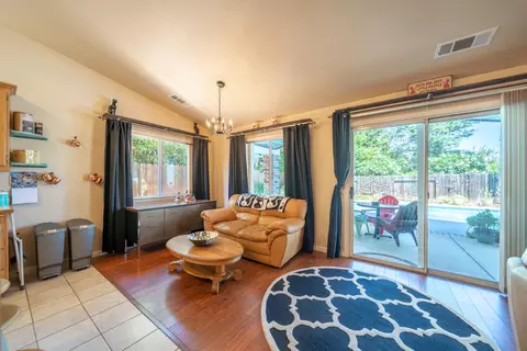 3345 Bridger Dr, Redding, CA 96002 photo 12