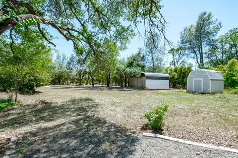 8836 Faye Ln, Redding, CA 96002 photo 21