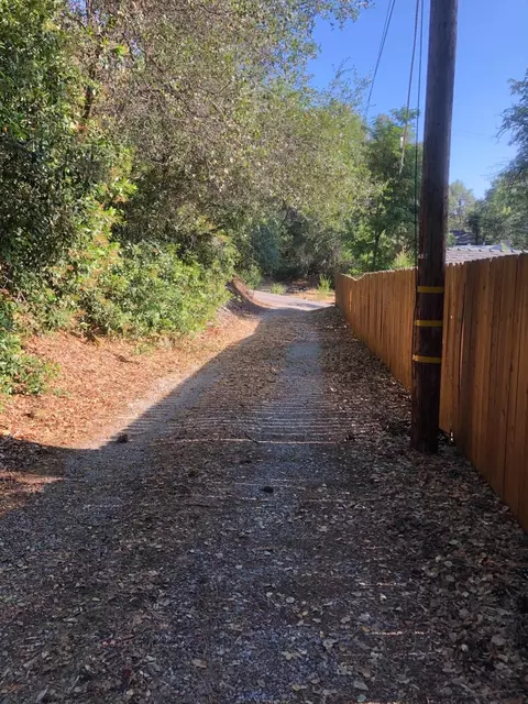 17843 Irish Rd, Redding, CA 96003 photo 13