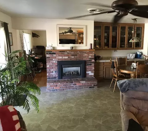 6449 Leonard Dr, Redding, CA 96001 photo 5