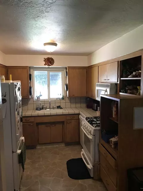 6449 Leonard Dr, Redding, CA 96001 photo 6