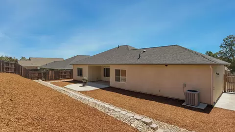 1464 Lear Way, Redding, CA 96001 photo 27