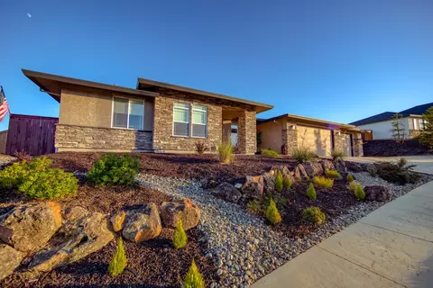 457 Belvedere Dr, Redding, CA 96003 photo 3