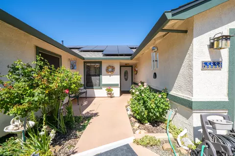 583 Armando Ave, Redding, CA 96003 photo 3