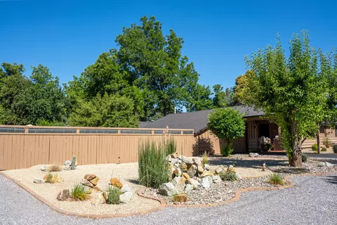 3034 Birch Way, Redding, CA 96002 photo 15
