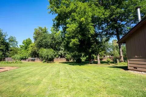 3034 Birch Way, Redding, CA 96002 photo 19