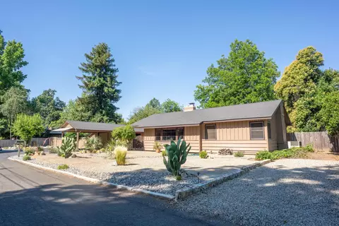 3034 Birch Way, Redding, CA 96002 photo 11