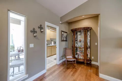 9635 Old Oregon Trl, Redding, CA 96003 photo 18