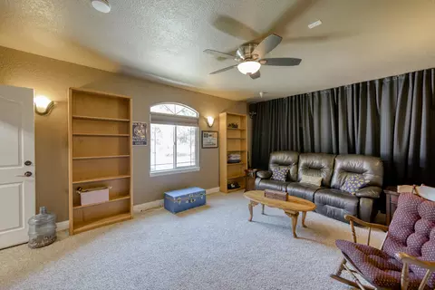9635 Old Oregon Trl, Redding, CA 96003 photo 26