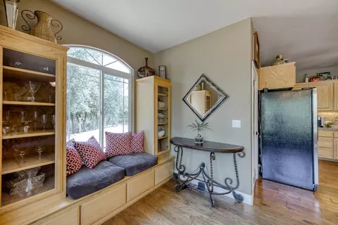 9635 Old Oregon Trl, Redding, CA 96003 photo 8