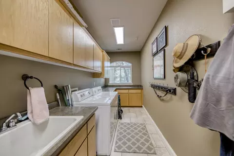 9635 Old Oregon Trl, Redding, CA 96003 photo 24