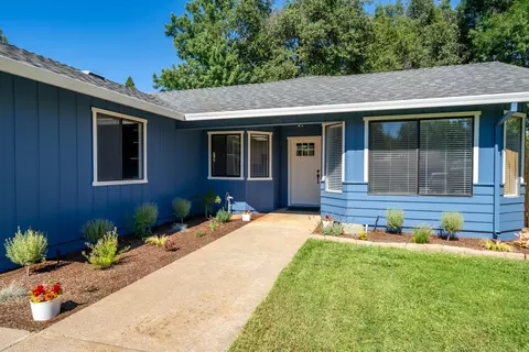 3323 Flintwood Way, Redding, CA 96002 photo 4