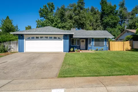 3323 Flintwood Way, Redding, CA 96002 photo 1