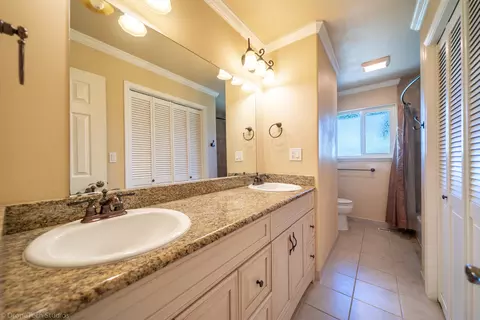 3330 Panorama Dr, Redding, CA 96003 photo 28