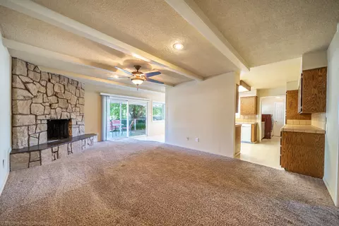 3330 Panorama Dr, Redding, CA 96003 photo 14