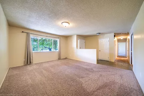 3330 Panorama Dr, Redding, CA 96003 photo 11