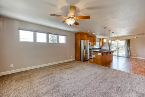 2996 Leland Ave, Redding, CA 96001 photo 4