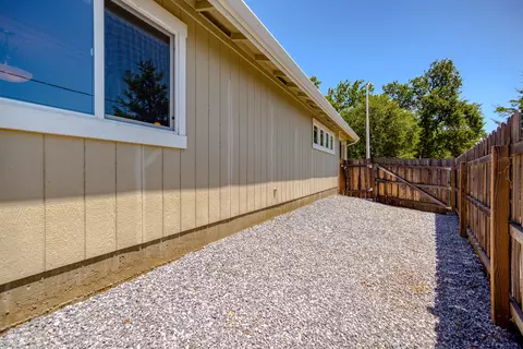 2996 Leland Ave, Redding, CA 96001 photo 38