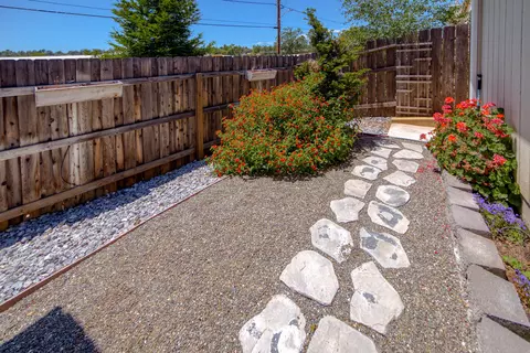 2996 Leland Ave, Redding, CA 96001 photo 12