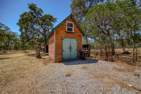 14042 Outback Ln, Oak Run, CA 96069 photo 32