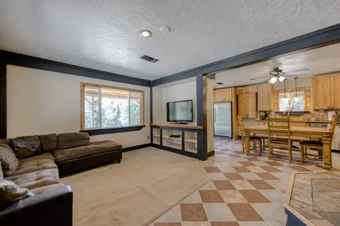 14042 Outback Ln, Oak Run, CA 96069 photo 7