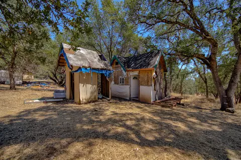 14042 Outback Ln, Oak Run, CA 96069 photo 30