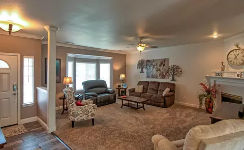 1735 Galway Dr, Redding, CA 96001 photo 4