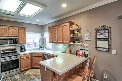 1735 Galway Dr, Redding, CA 96001 photo 7