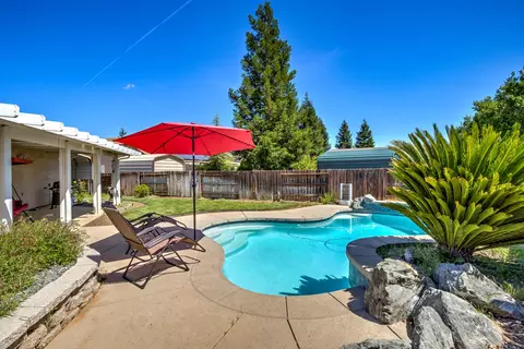 1735 Galway Dr, Redding, CA 96001 photo 20