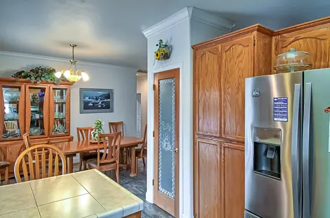1735 Galway Dr, Redding, CA 96001 photo 9